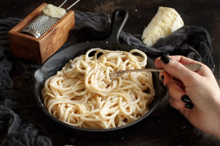 piatto cacio e pepe